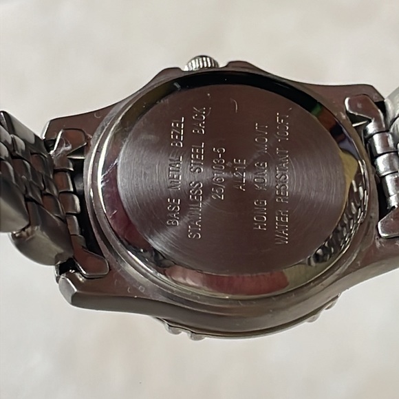 Armitron lady battery water resistant 100ft stainless steel - Picture 6 of 6